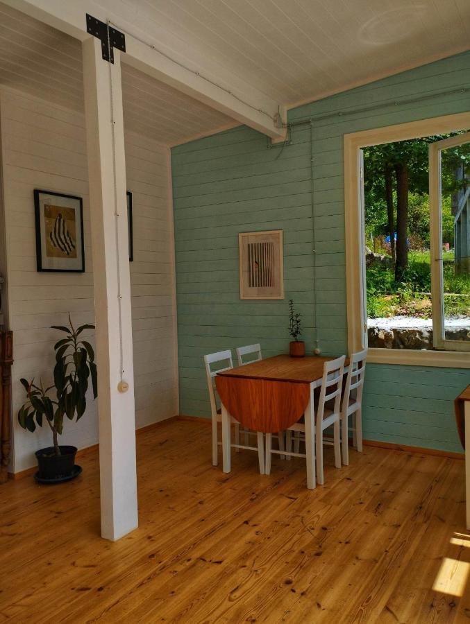 Hotel Brotseulebi Ambrolauri Exterior foto
